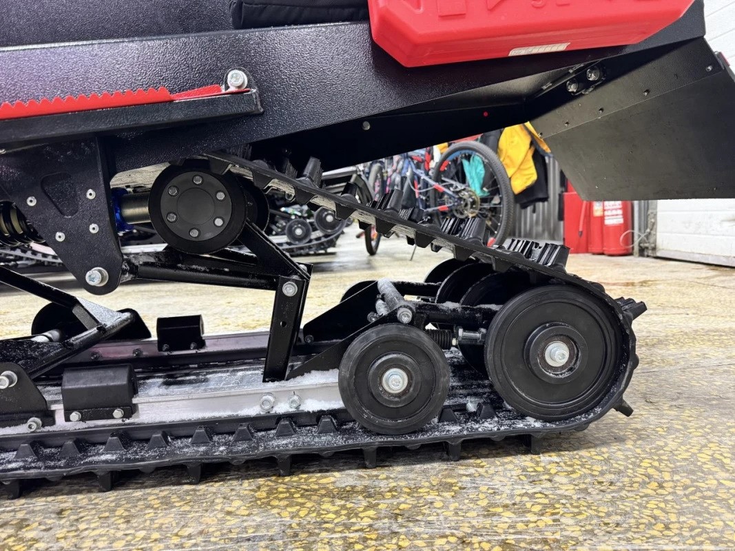 Снегоход Ikudzo Hunter Expert 650LS, 28 л.с., склизовая подвеска — изображение 10