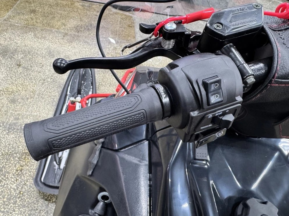 Снегоход Ikudzo Hunter Expert 650LS, 28 л.с., склизовая подвеска — изображение 14