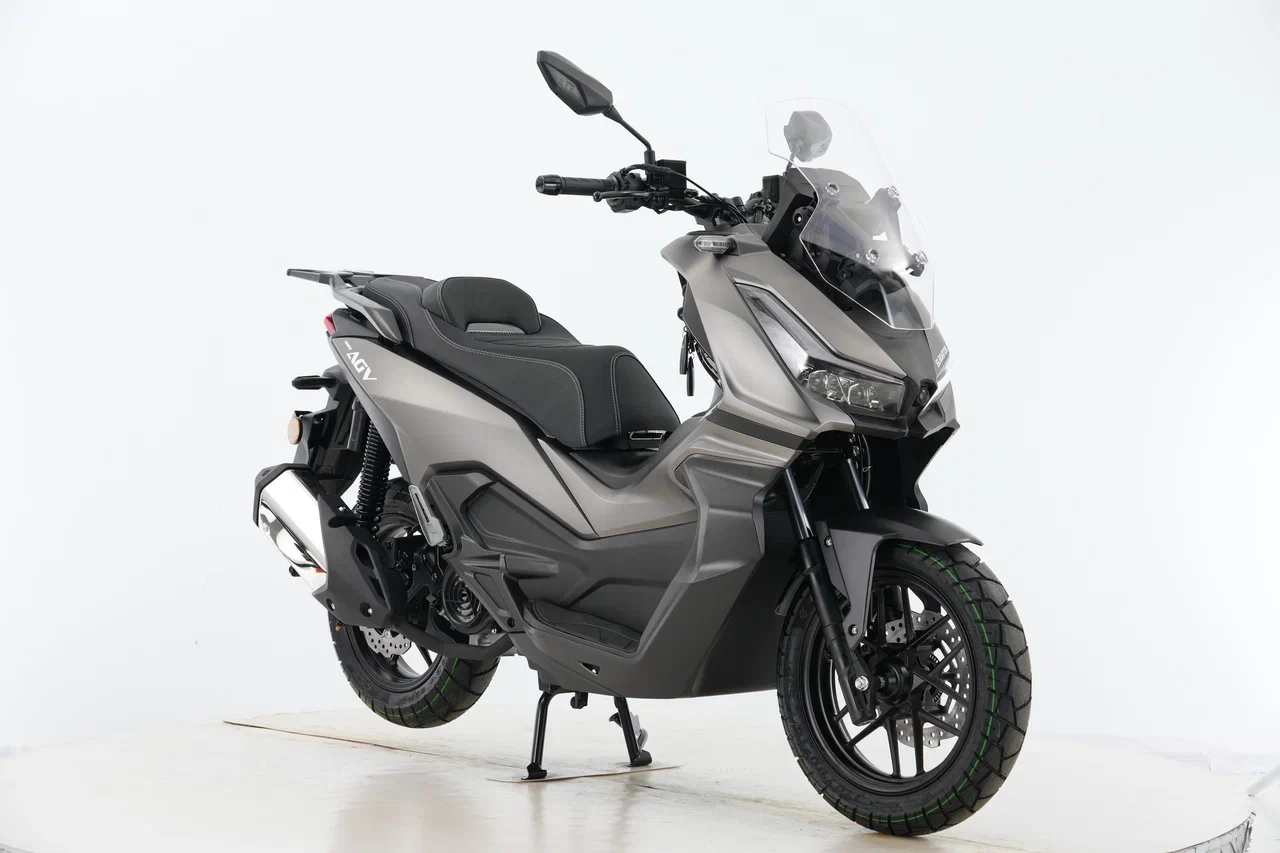 Скутер Gladiator AGV Matt titanium 14/13 — изображение 2