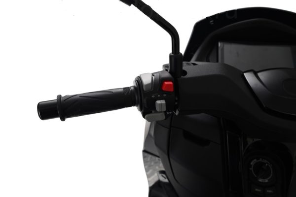 Скутер Vento VMC XMax BY150T-5A 149cc T2500, серый матовый — изображение 8