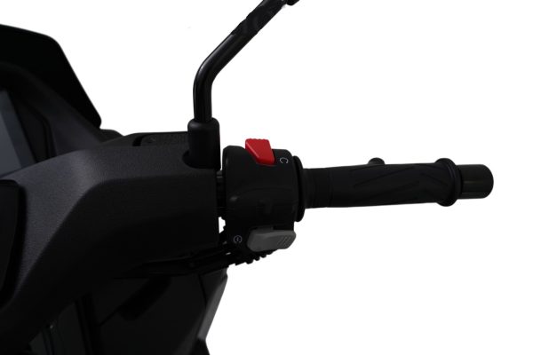 Скутер Vento VMC XMax BY150T-5A 149cc T2500, серый матовый — изображение 9